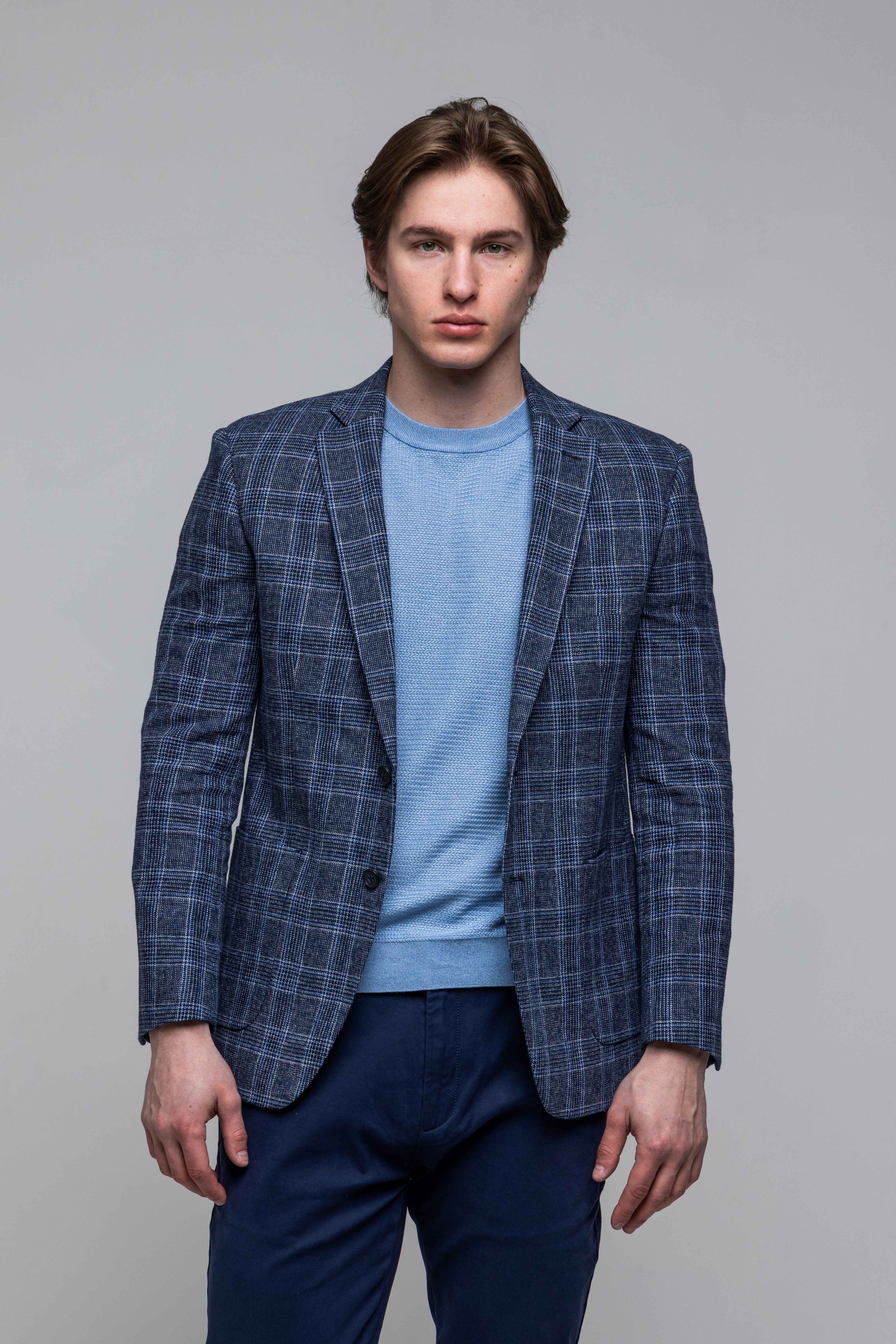 Modré ľanové sako s bielomodrým károm