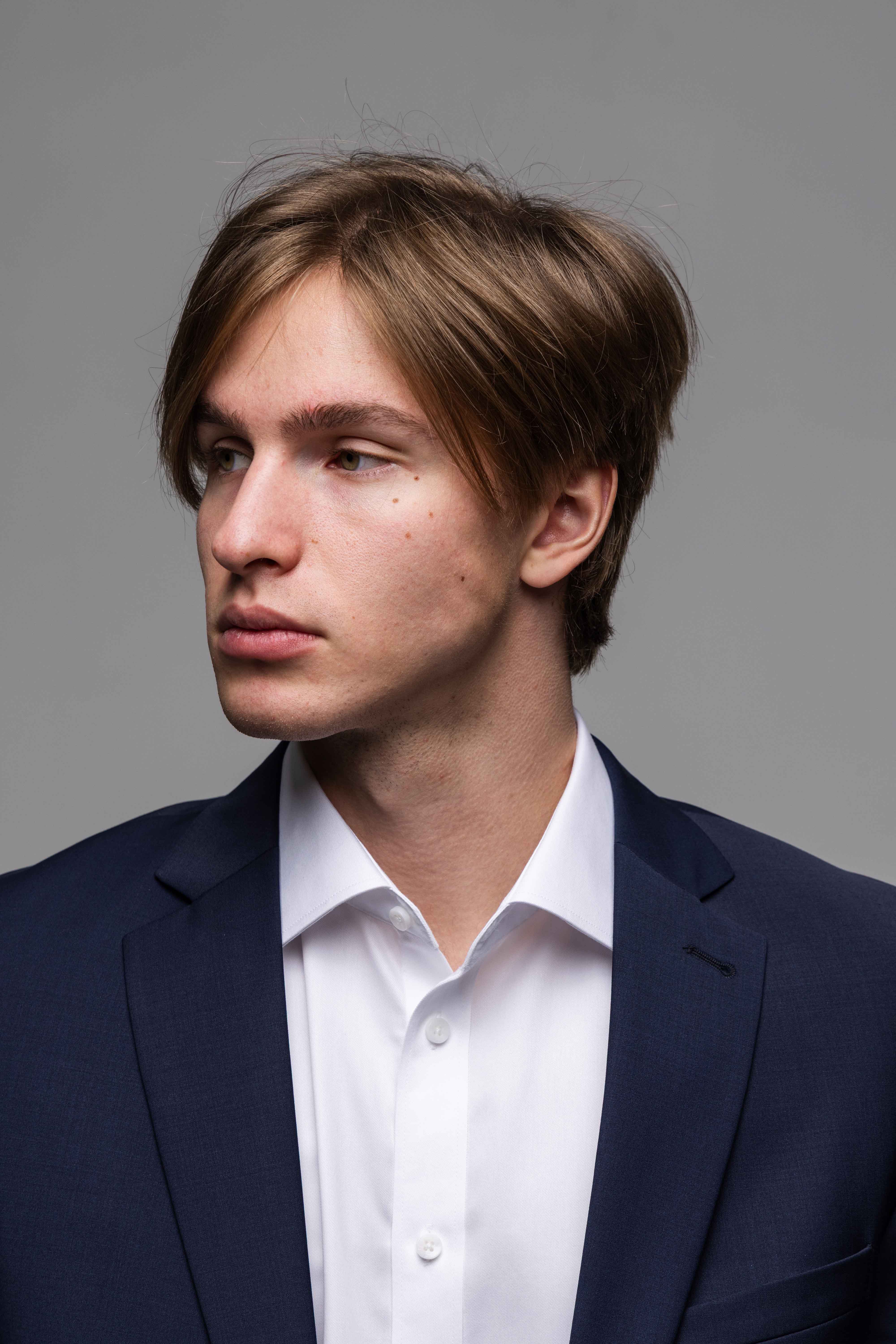 Basic navy blue suit jacket