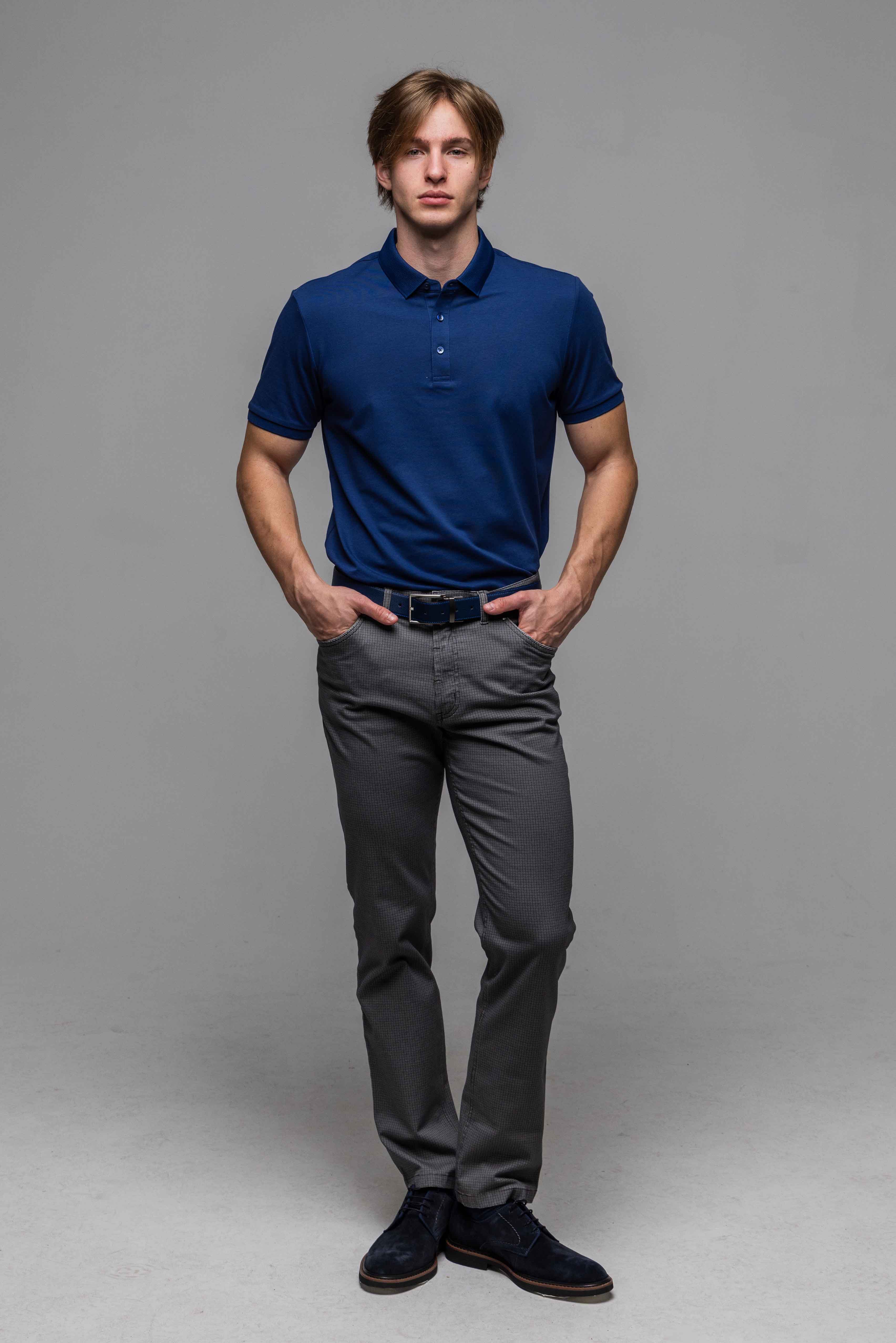 Grey-brown casual trousers with pepito pattern
