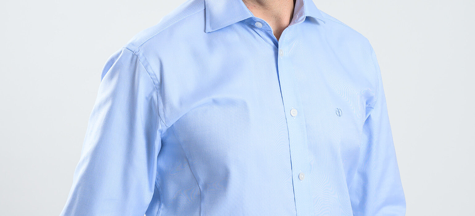 Bledomodrá Extra Slim Fit košeľa