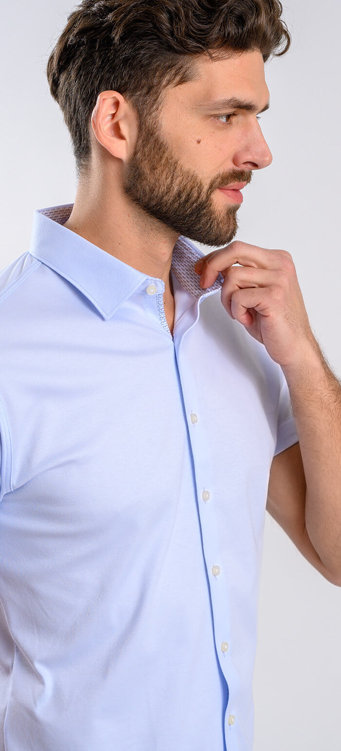 Bledomodrá strečová Extra Slim Fit košeľa s krátkym rukávom