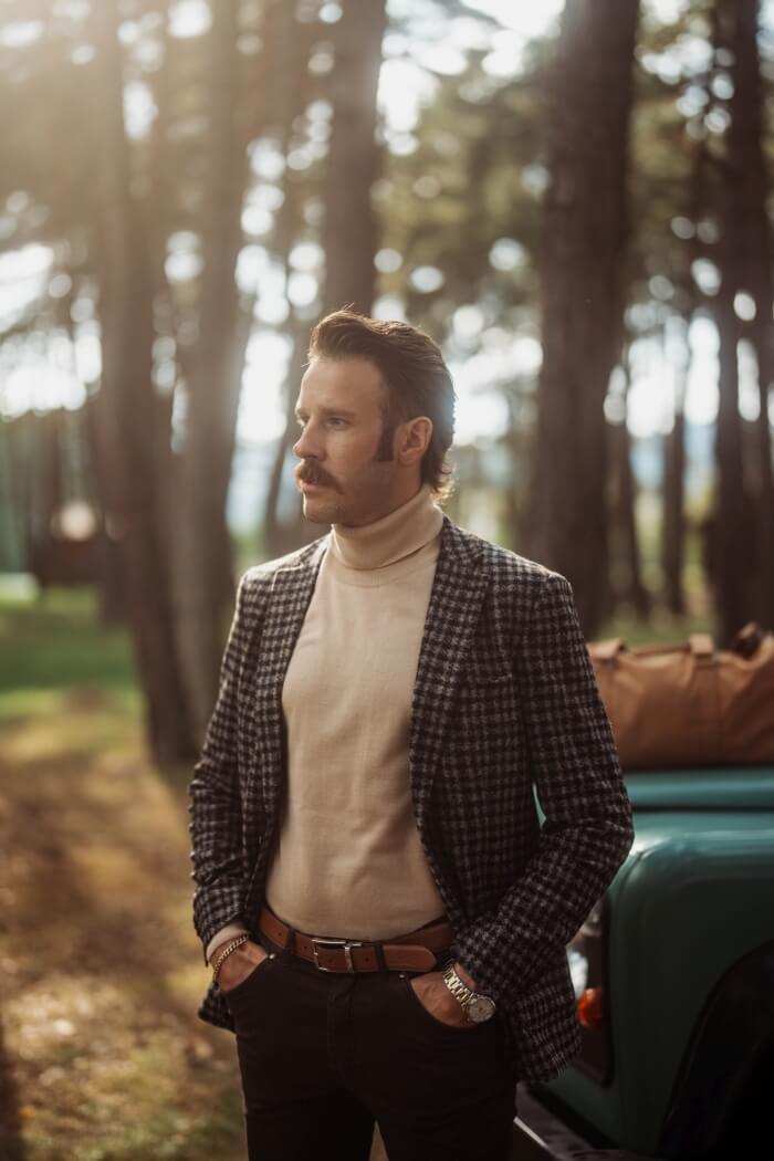 Brown jacket with a rooster print