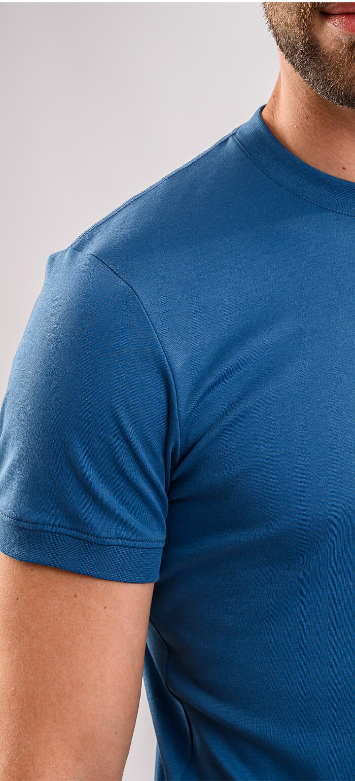 Blue T-shirt with patent