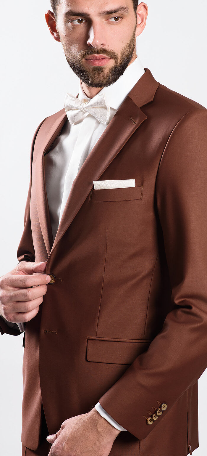 Škoricový svadobný Slim Fit oblek